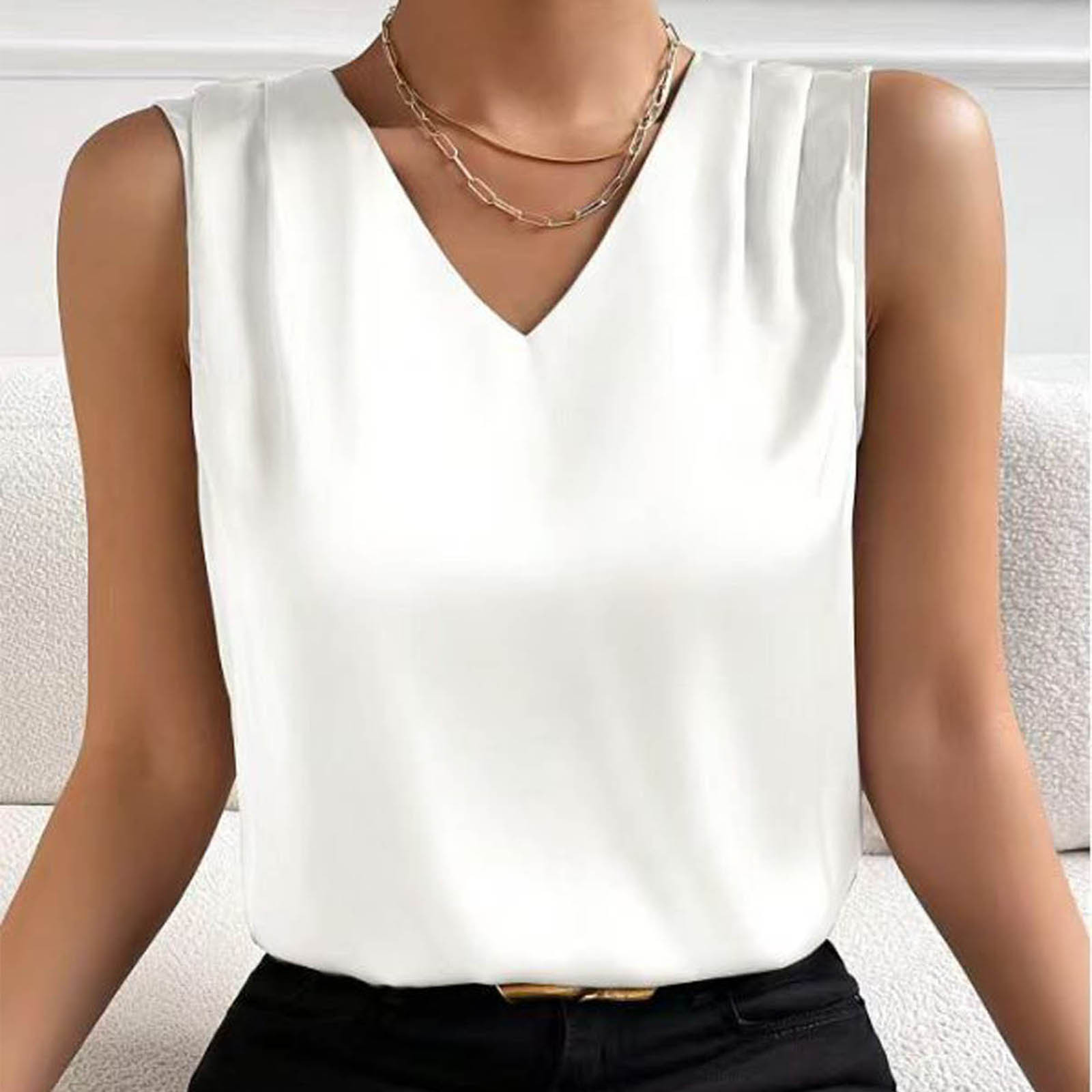 thumbnail image 2 of Top sin mangas de satén con cuello en V para mujer, para el verano, blusa informal transpirable de poliéster de color liso, 2 of 6